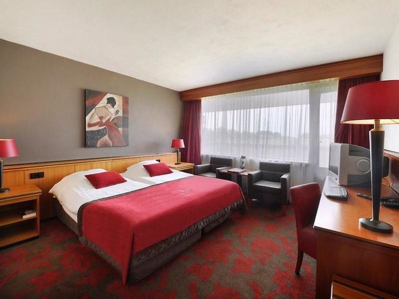 07BDD56BDEF1A08D9A0778E4DCA84634