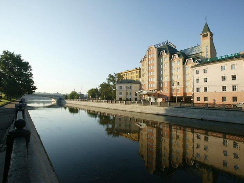 7138B31DE40C4E198C01F174B4B05C37