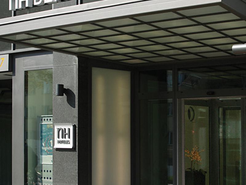 38BC037777513EF3BB4D5A1E9CF89EC4