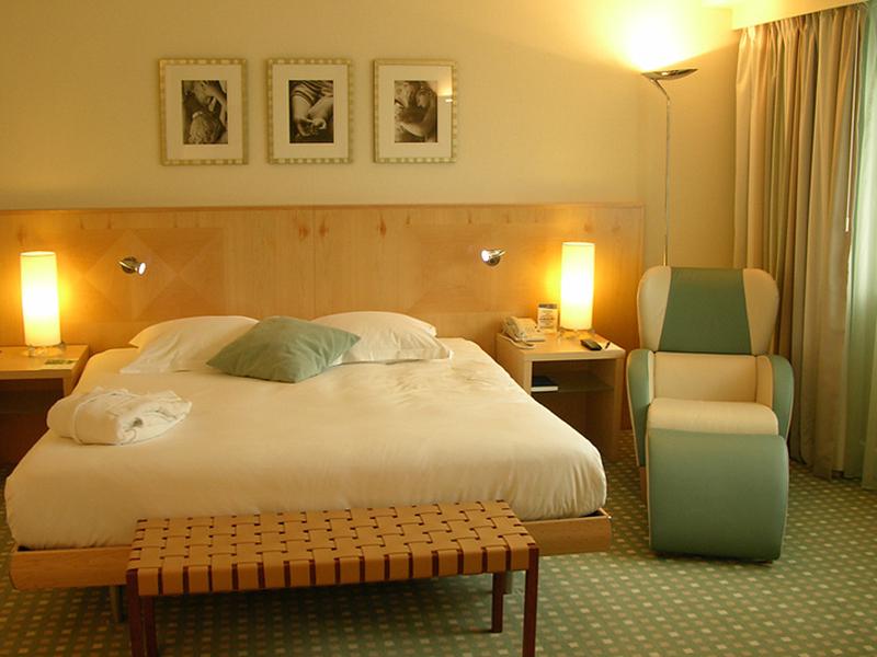 0BEFC62CE2FA1BCC5B4A8FBE4B0694B0