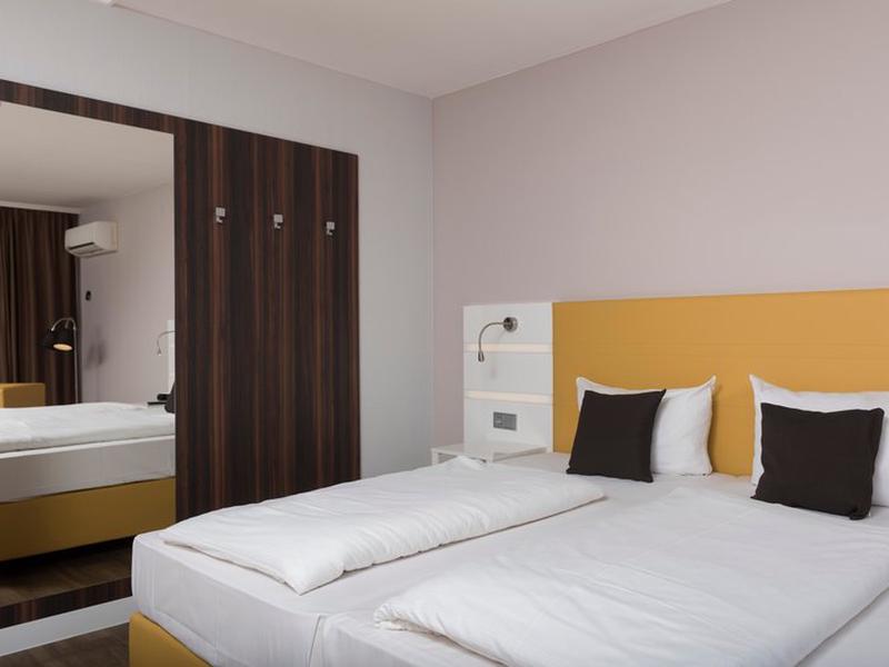 62A91A552AE07A27729E7FFA9AACB668