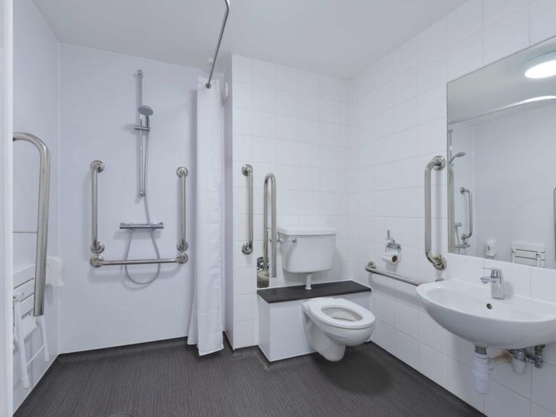 DC8157D6A98C0986B29C3E0A6F0928B3