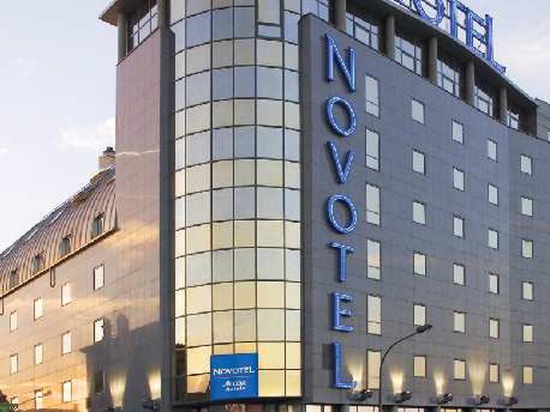 27DD8B5CD28F44372DB01F44F18ACD25