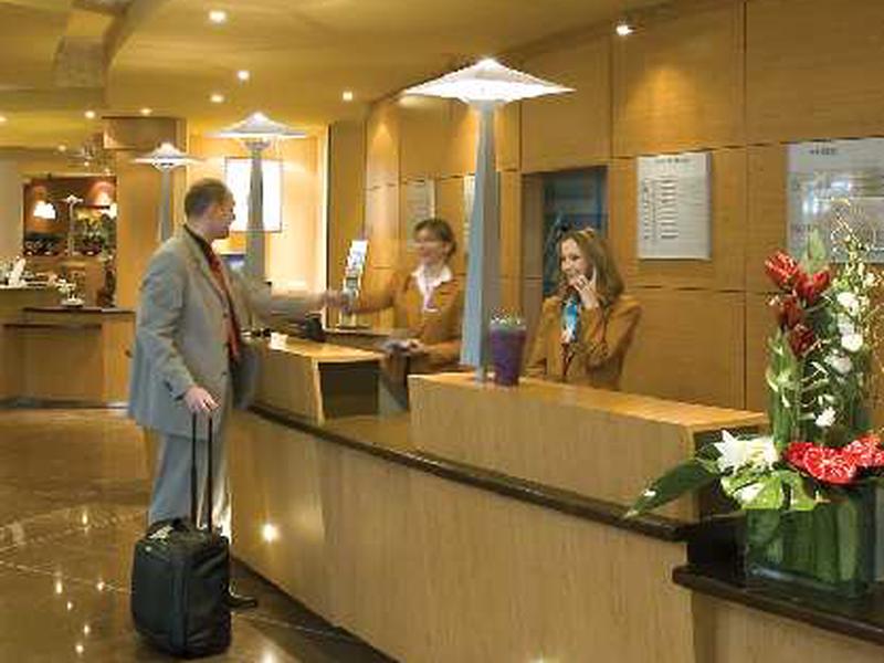 8C5B2CF34F89CBF978CCD392421F821B