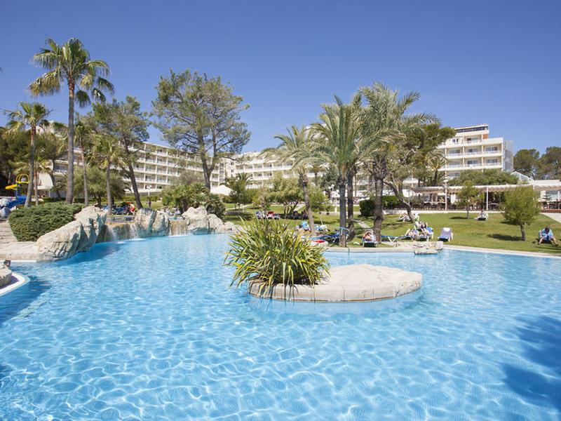 9ACD3EAD39ACF378F3D1A5C73236F734