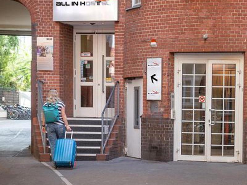 D6EE5663FAC65A12B9A603984B4E7643