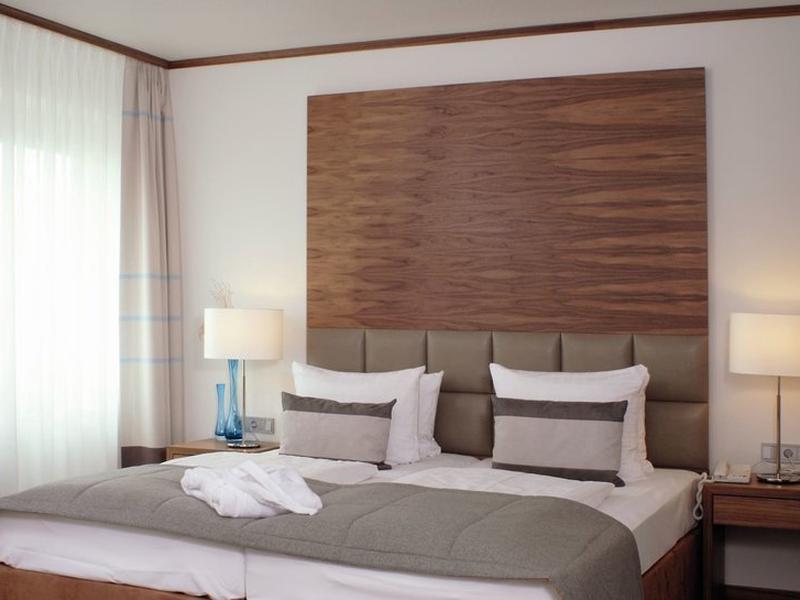 D9F6036A86B88C9A2DA1E13B1B444CED