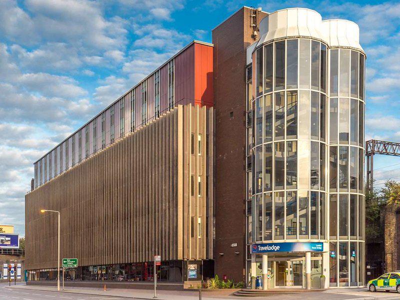 37F8B69570BE69B7A9CDB4A121025103