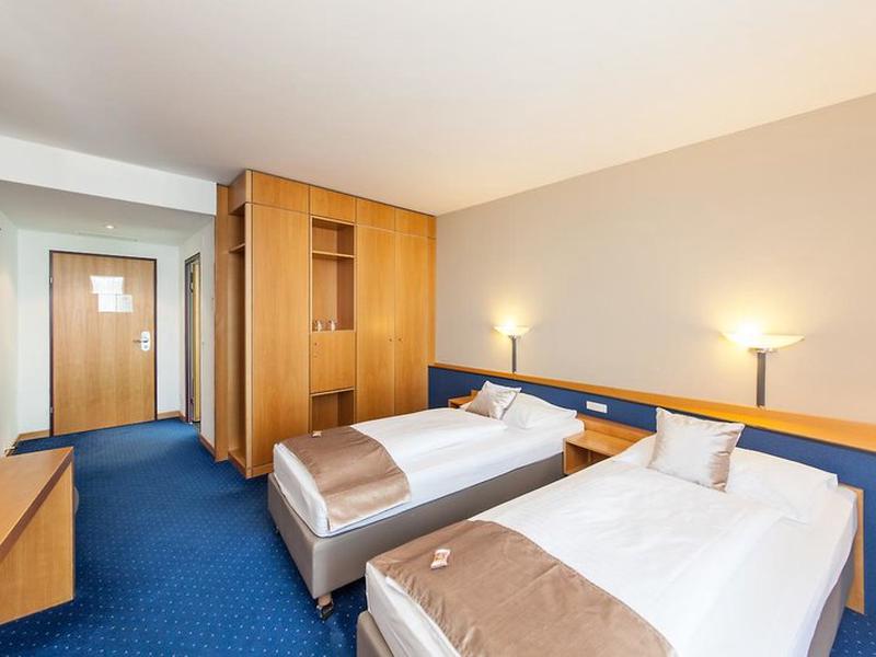 18F152CFBE9DA06CE46ABC8F9AFA2F3D