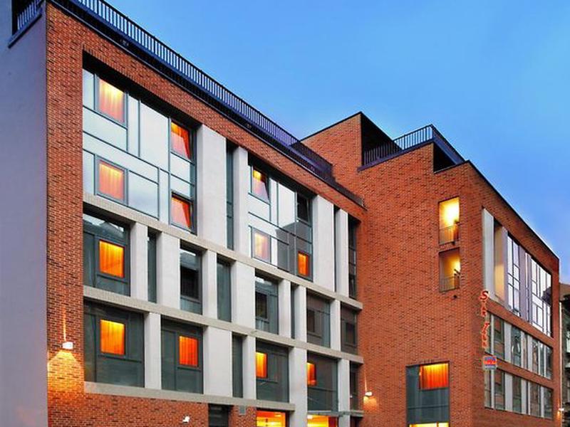 2F1786A73B06E778E786B3F6B77F4BF1