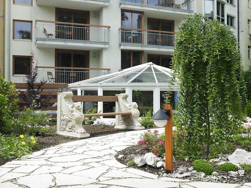 3F6B298883AEAD3C0517038CF6048E73