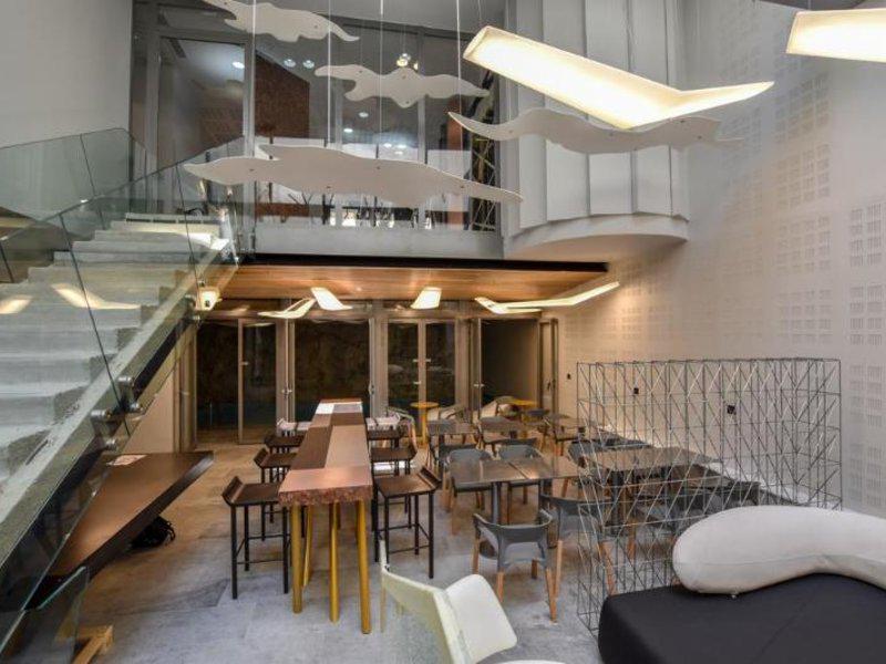 60C499C0795577BACA5717BBE7B90BA4