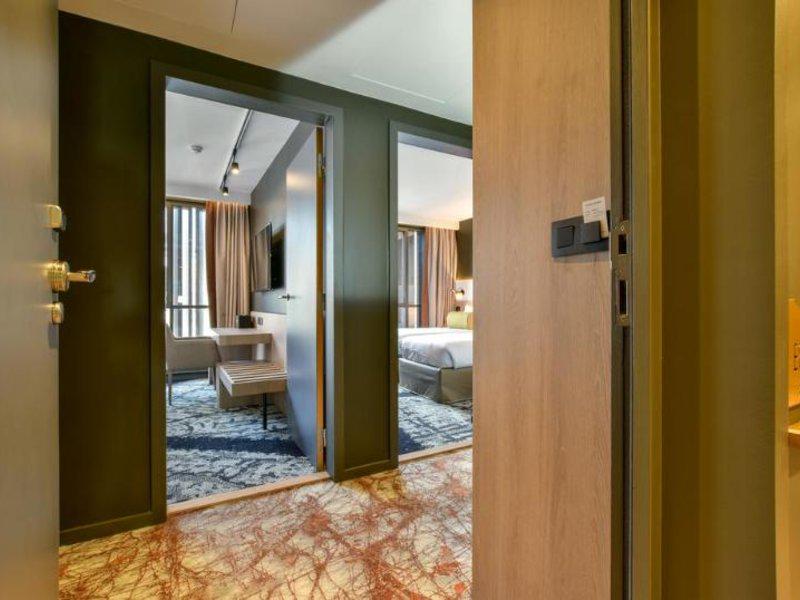 6A953D6838A48B9341D605B0894D223D