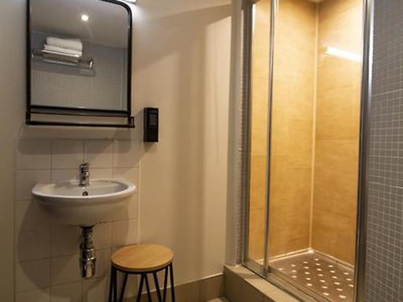 B9153FA7F5E140EF2D2A7E02C265CC72