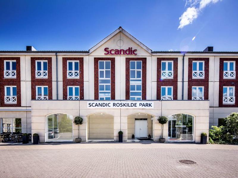 51772F099F090333B9D91F62B4A51BD0