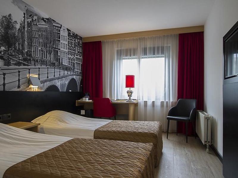 B3CCE1976EB966698D4D08C3CFD4614A