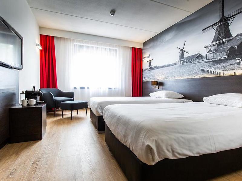 54C6D24EC2E74346A43F77CD82AFE68D