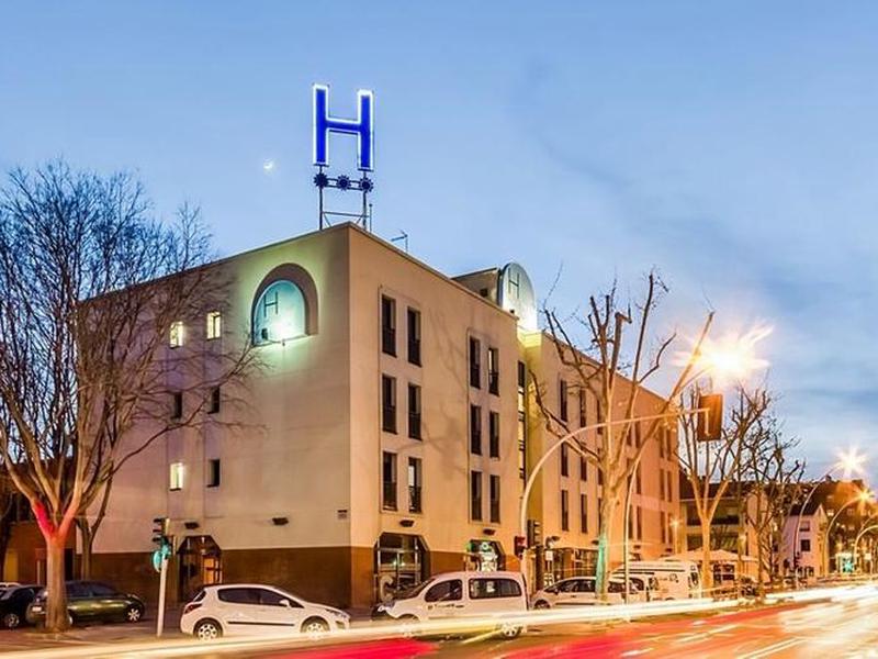 2EB578AE63A70A52D299C87A6922E8E0