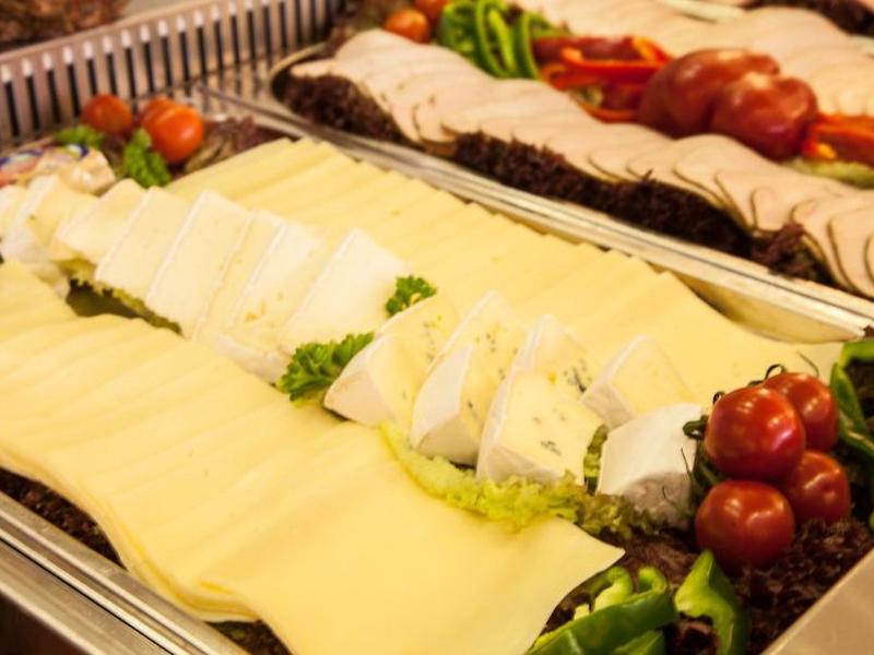 55F9A5D8CDAE0D3DB6EE6559A4D5B947