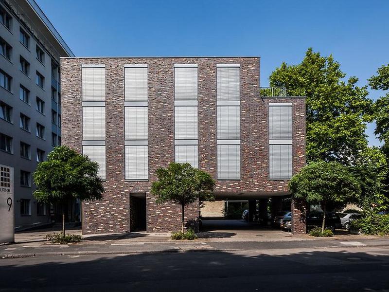 5C80756641BA92F9885FD874D9E4286B