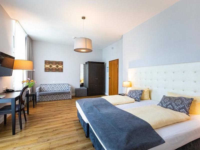 2C6DB25D3D9A24264DAD24442D9CA893