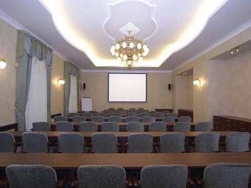 DE1C0A37D43A79D3C64107722289194D