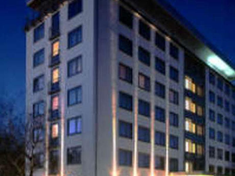 E9B8231457B857D47F690CC4621EBACB