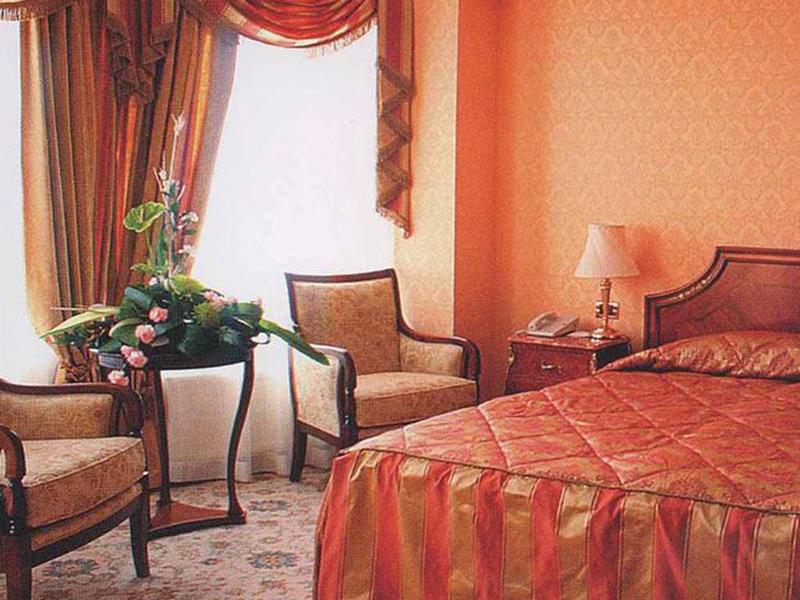 926EC74EDF5E6B2972A7A51D83877C34