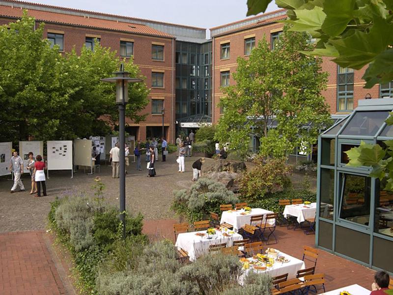 7BF01E40D9AA2DD75D0F0F074E5BF50C