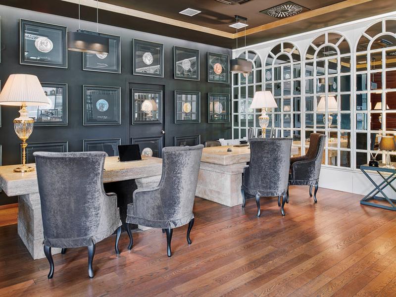 B436F30D6E97476593E9AF1374D56A07