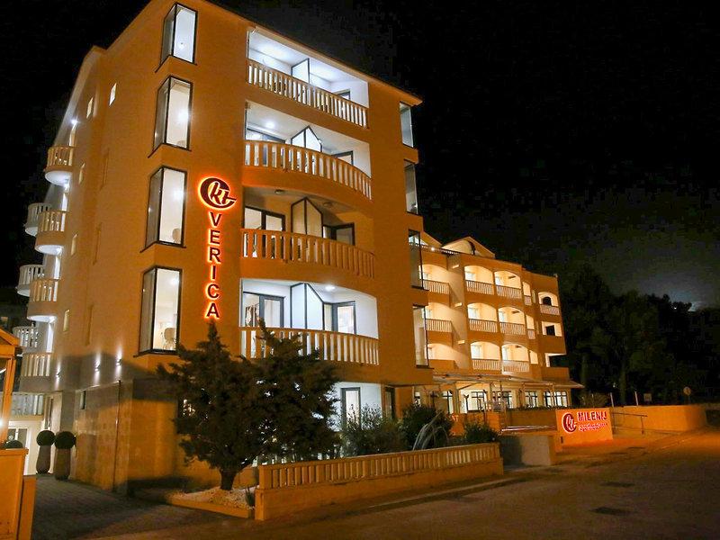 B813CE28525D797BA4EB542E1AAAFDC4