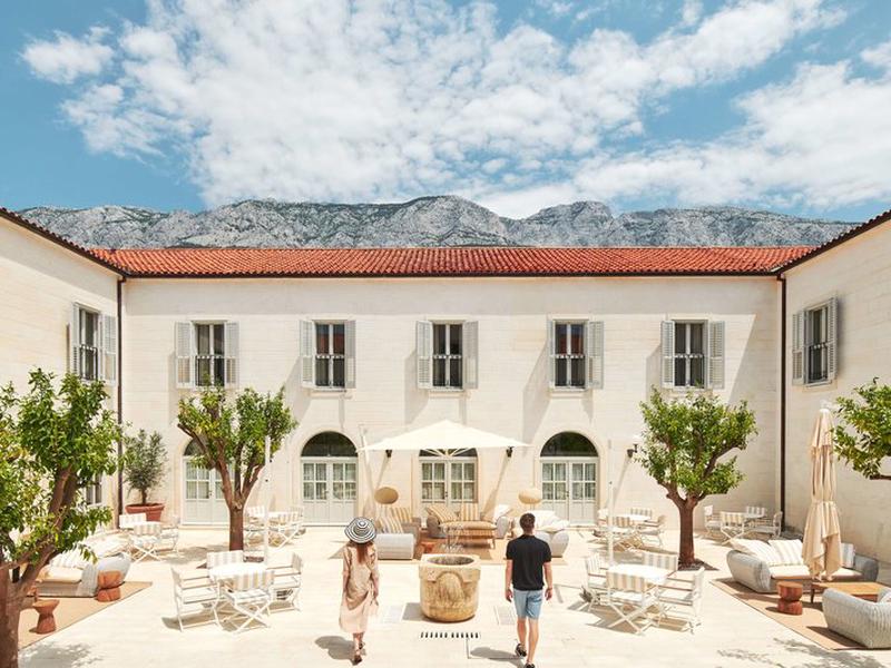 2E1AABD141A227701804FB65E8BBA0F2