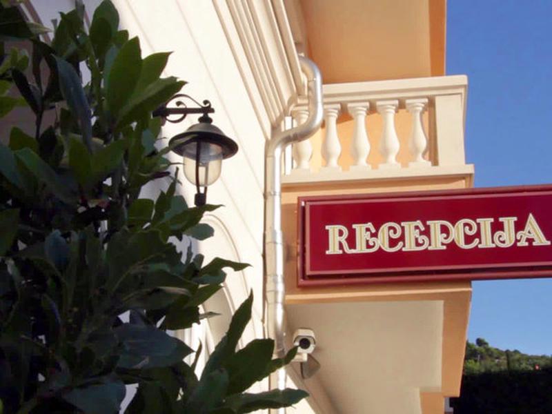 E7CA0E2CF0546D056580A263CFB95784