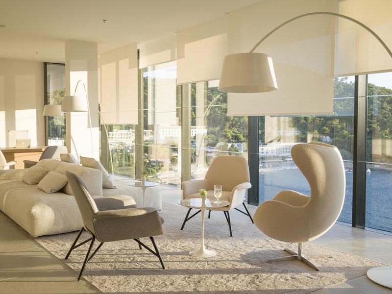 08E99AE75C326DF4786159865DD0B4B2