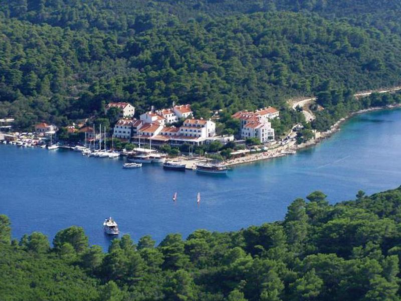 F30889F70134CE17E899F8818835057B