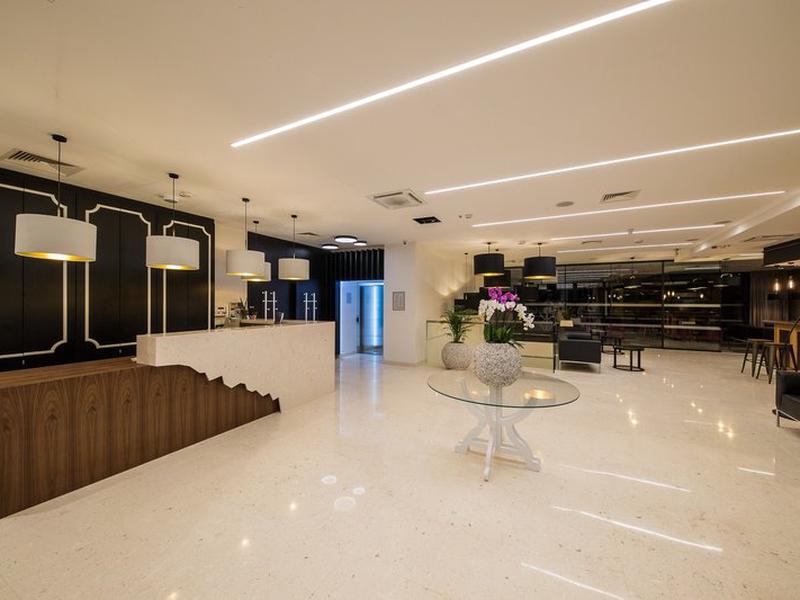 B30DEE749B13DD4D184BDE06654A0482