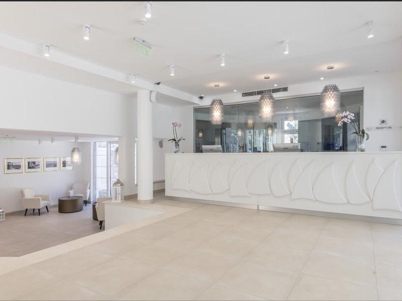 F886CA9E5A3C6AEC5E1A90B23923637C