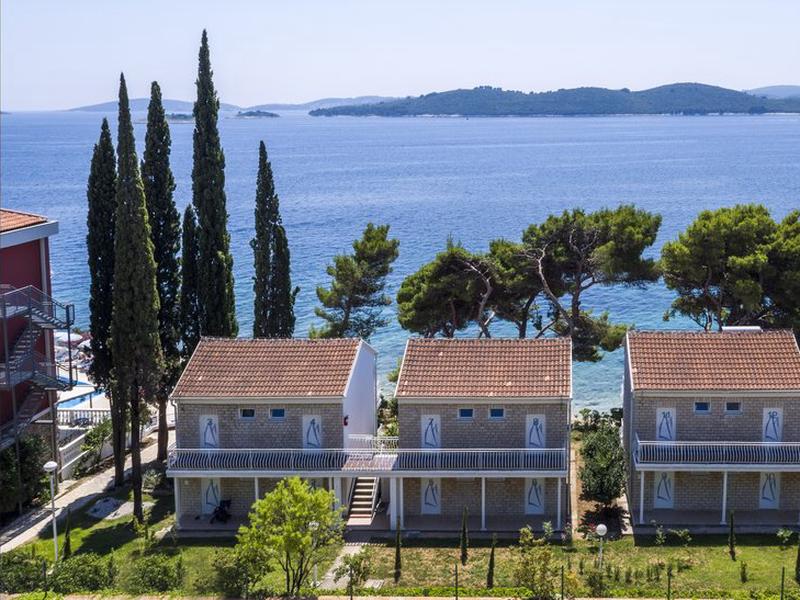 1BD5B1D32E1C354D334A1077EDFDF815