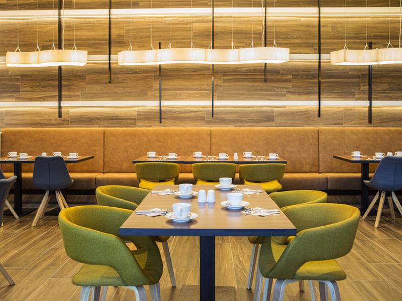 83B4EFBF4608FB2BD85F02570A6D9030