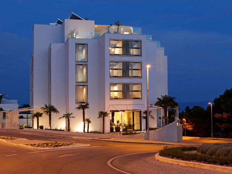 2B28CDD36512CFC5914C4029B3182BB7