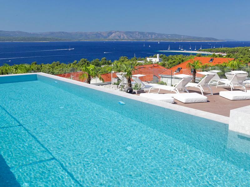 DEFB220595AB9A77BD8CA188087B7EB6