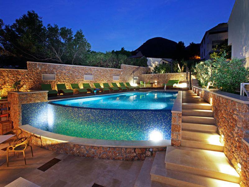 CF5BA50C3203A1FEC7BCF2A11E7C2651