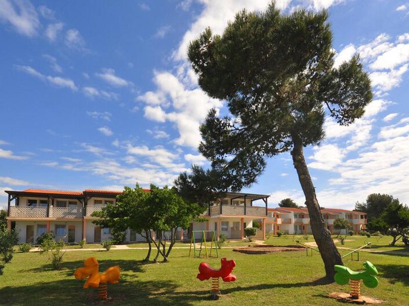 2C3C397C85C0358F984E95500E2B35F7