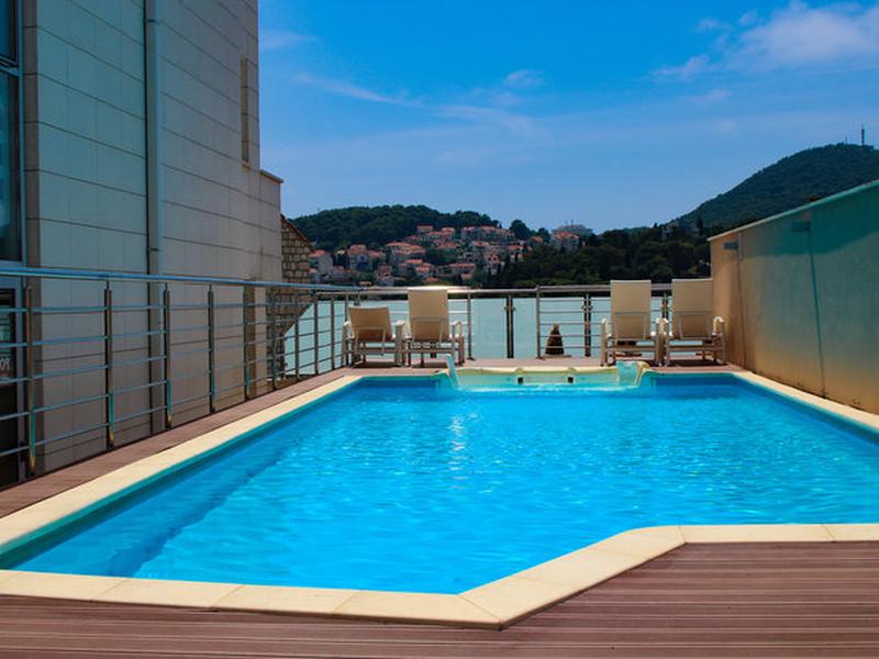 24170A4975508BF6B3477431696D9591