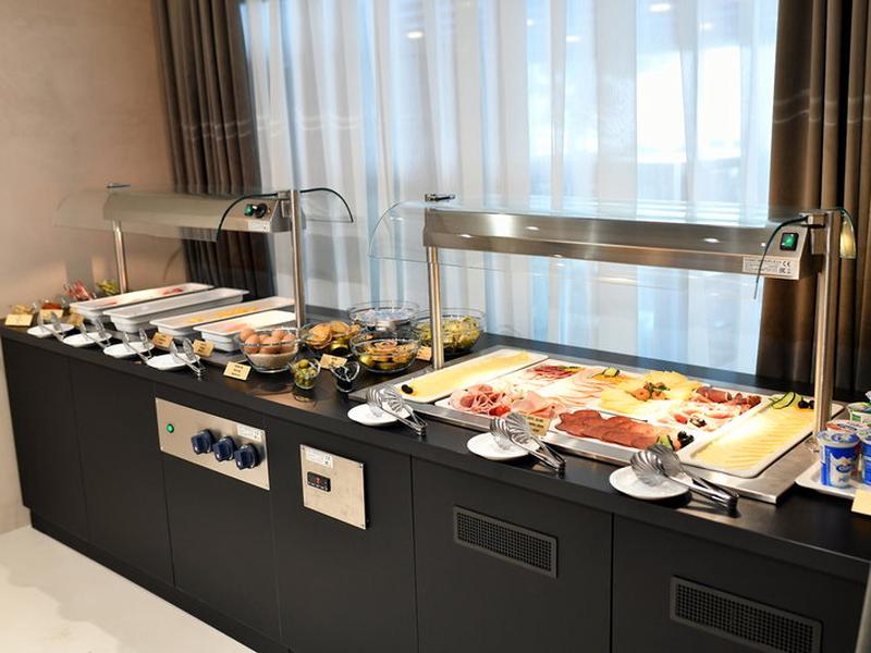 4B3974BE6E68D83766631C2EC166589A