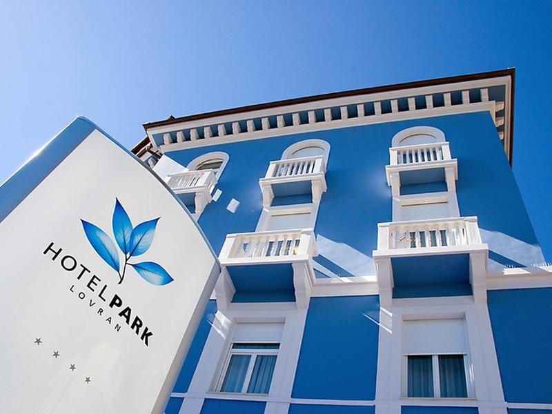 42489785AAB4EDEECEB52B1DC72E1EC9