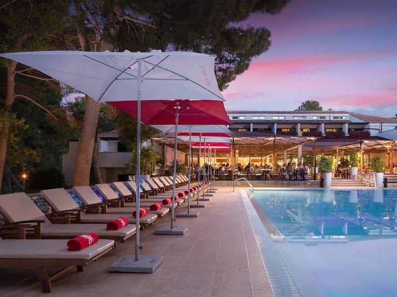 531691D52CEF5CFF83CA564292CEB644