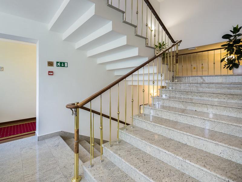 064246244EBA968EE4E407370698C6FD