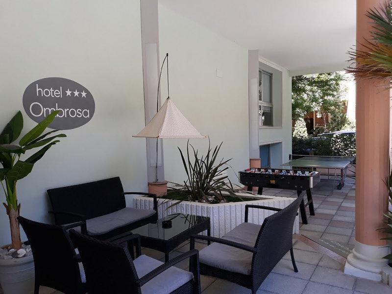 AE1297EBA3371A19CCA8097422F863A3