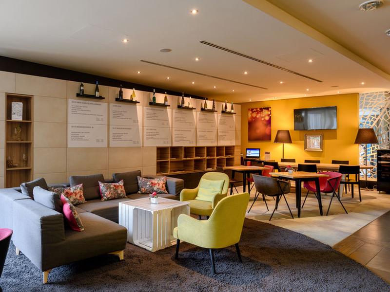 EE8639985236DBBA8E1482556991A4DD